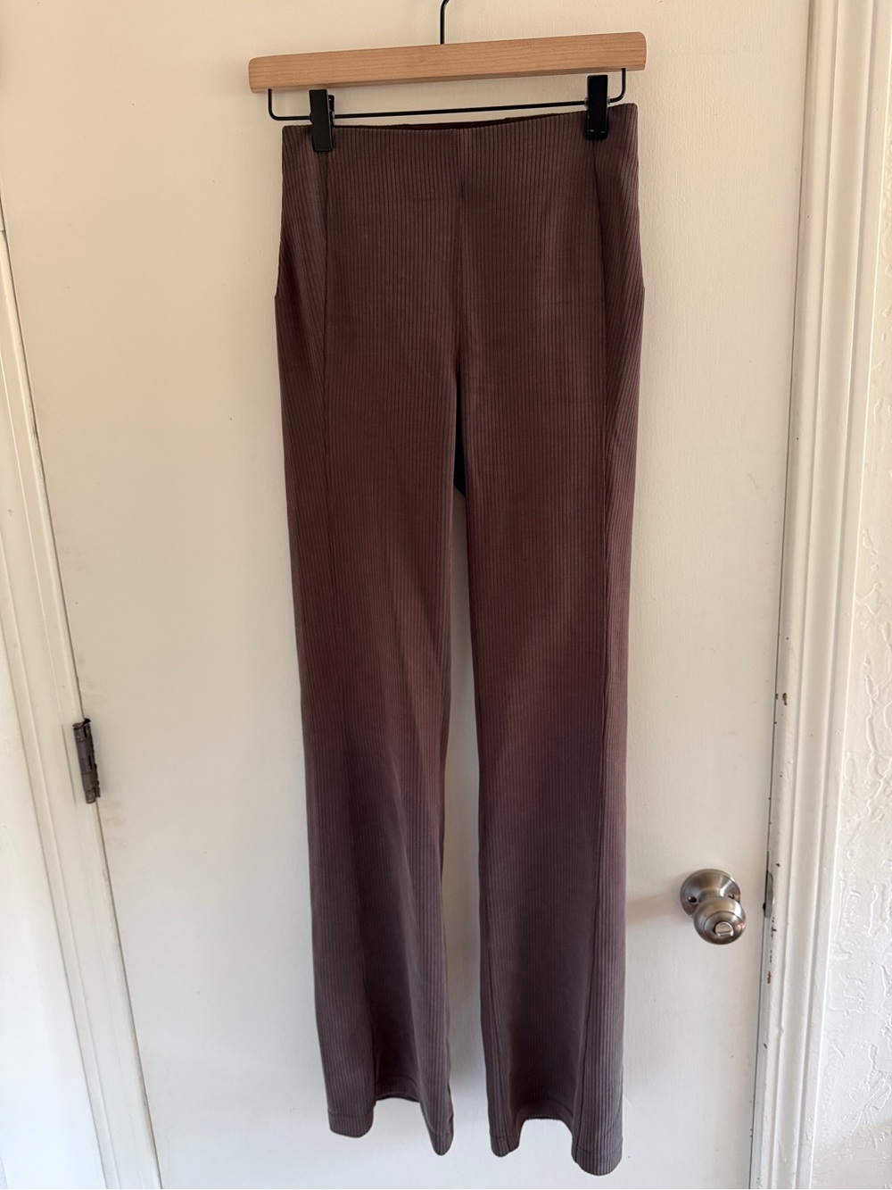 Lululemon ribbed softstreme flared pant